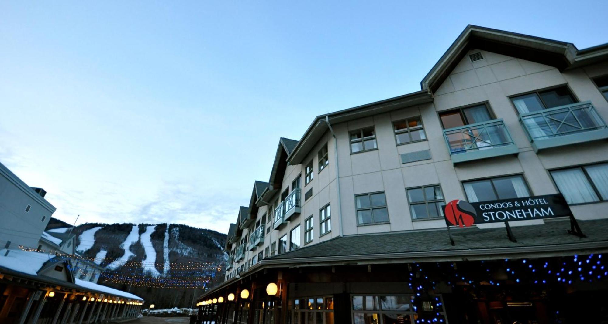 Condos Stoneham Bagian luar foto